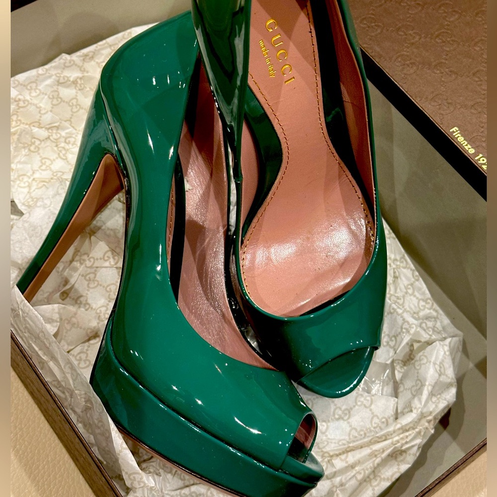 GUCCI PEEPTOE WOMENS 38